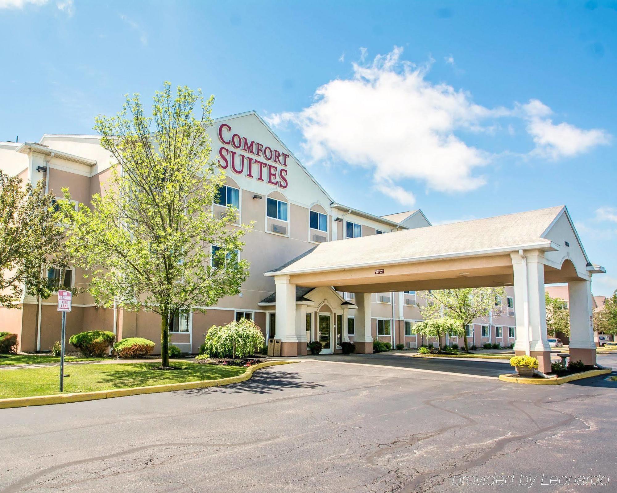 Comfort Suites Rochester Henrietta University Area Exterior photo